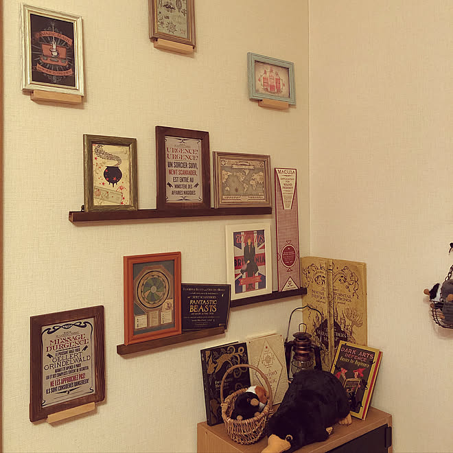 ディスプレイ ポストカード ハリーポッター 100均 雑貨 などのインテリア実例 19 11 12 02 36 19 Roomclip ルームクリップ