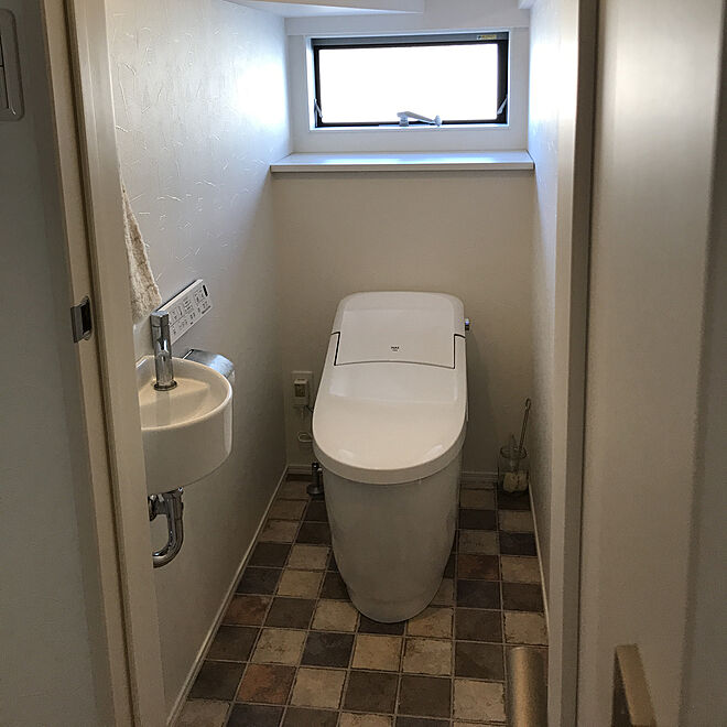 トイレ収納/収納/トイレ/LIXIL/階段下のトイレ...などのインテリア実例 20190615 1636