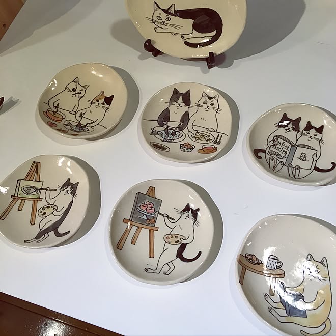              / /  /            - 2016 