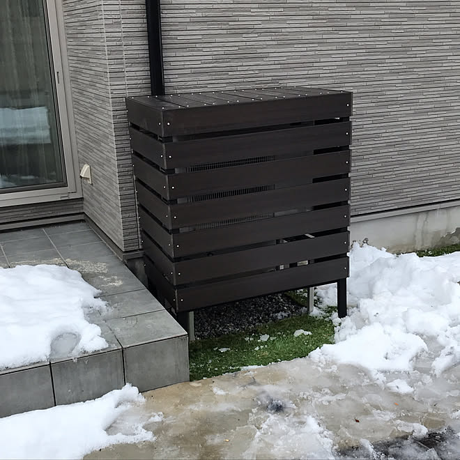 雪 日除け 室外機隠し 室外機カバーdiy Diyのインテリア実例 21 01 03 21 22 59 Roomclip ルームクリップ 雪 日除け 室外機隠し 室外機カバーdiy Diyのインテリア実例 21 01 03 21 22 59 Roomclip ルームクリップ