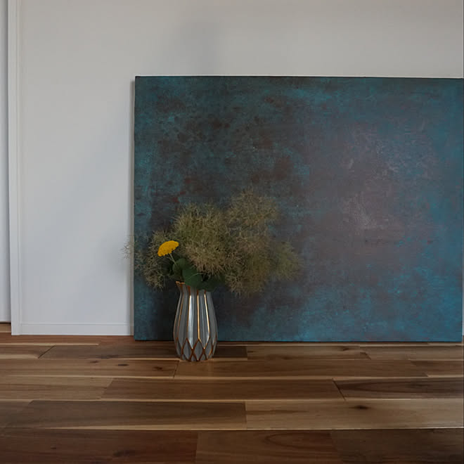 アート アートのある暮らし 緑青 花を飾る 花のある暮らし などのインテリア実例 07 04 23 59 12 Roomclip ルームクリップ