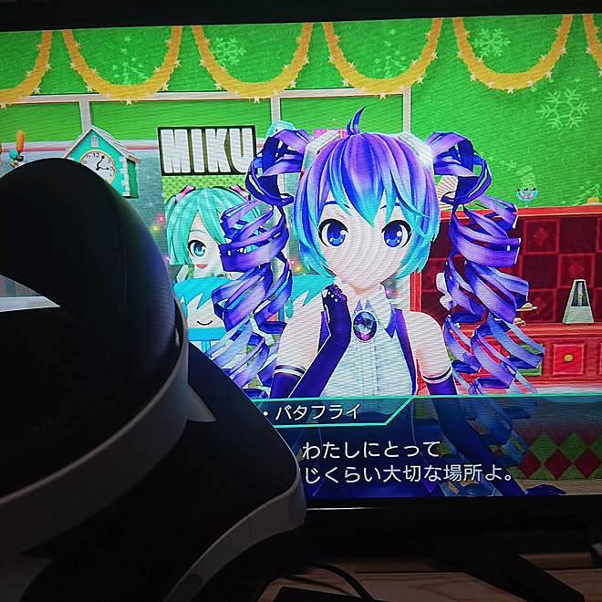 ベッド周り Psvr Ps4 ゲーム部屋 初音ミク などのインテリア実例 19 04 02 18 36 09 Roomclip ルームクリップ