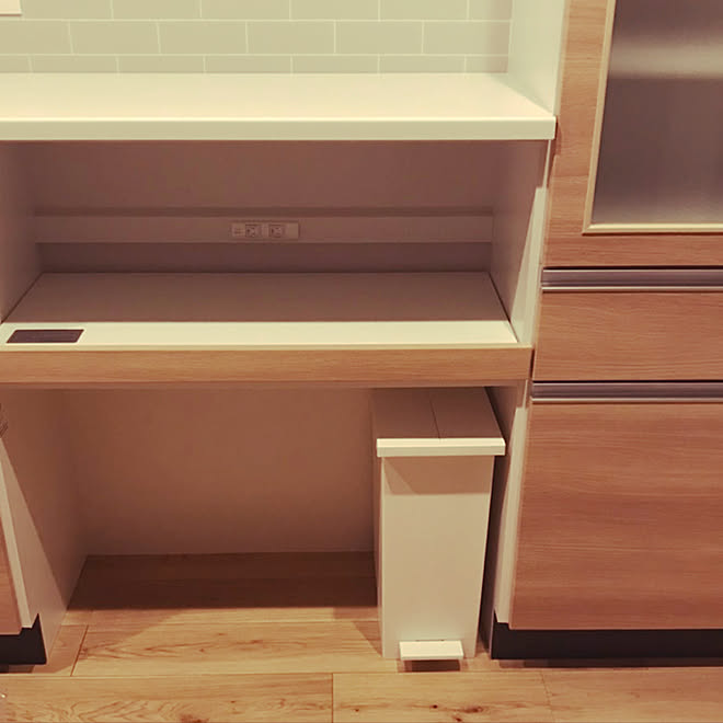 ケユカ ゴミ箱 キッチンボード タカラスタンダード オフェリア キッチンのインテリア実例 07 30 23 47 49 Roomclip ルームクリップ