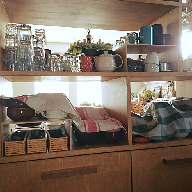 キッチン コの字家具 コの字ラック フェリシモ 食器棚 造作棚 などのインテリア実例 19 11 27 10 12 44 Roomclip ルームクリップ