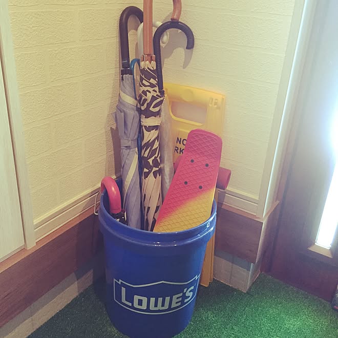 玄関 入り口 アメリカ Lows 傘立て 西海岸インテリア などのインテリア実例 16 06 10 14 16 38 Roomclip ルームクリップ