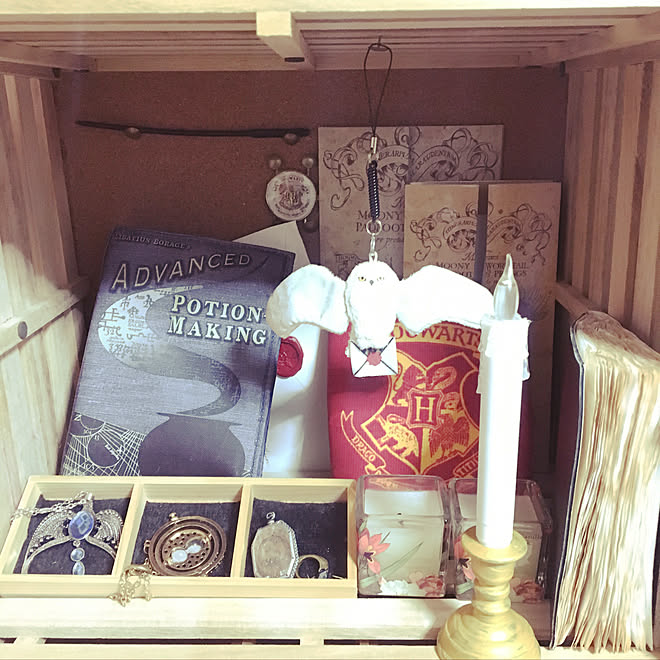 棚 ハリーポッター すのこ棚 100均 アンティーク などのインテリア実例 17 12 23 08 16 16 Roomclip ルームクリップ