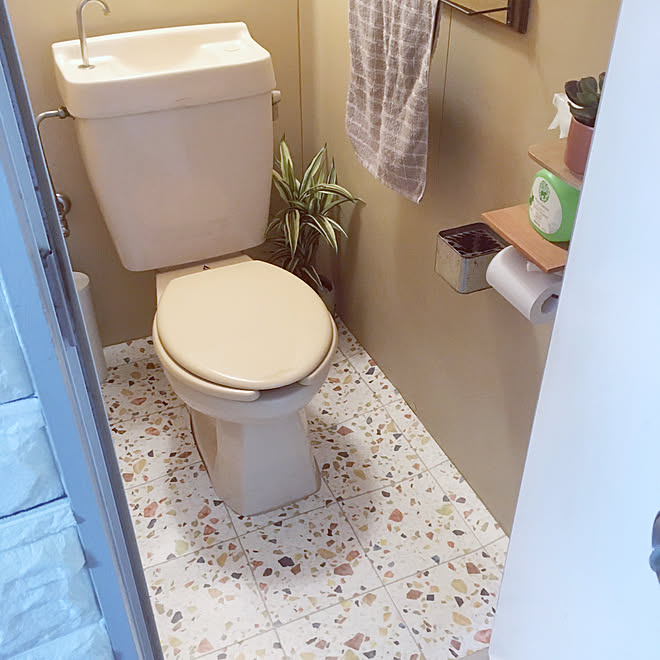 トイレ床 トイレ テラゾータイルシート テラゾー テラゾー柄 などのインテリア実例 10 06 16 17 40 Roomclip ルームクリップ トイレ床 トイレ テラゾータイルシート テラゾー テラゾー柄 などのインテリア実例 10 06 16 17 40 Roomclip ルームクリップ