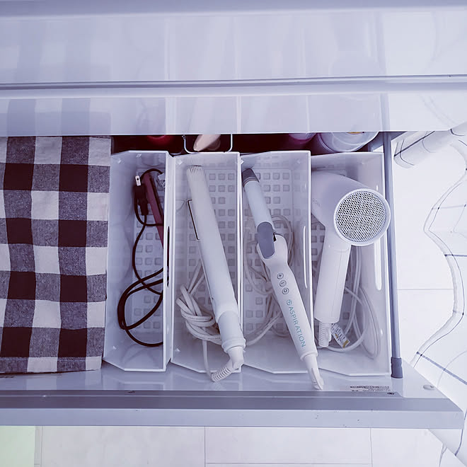 バス トイレ 洗面台下収納 ドライヤー収納 ドライヤー置き場 ファイルボックス などのインテリア実例 06 28 00 05 Roomclip ルームクリップ バス トイレ 洗面台下収納 ドライヤー収納 ドライヤー置き場 ファイルボックス などのインテリア実例 06 28 00 05 Roomclip ルームクリップ