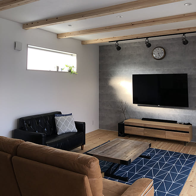 ヴィンテージ レザーソファー 北欧モダン 壁掛けテレビ モルタル風 クロス などのインテリア実例 19 04 15 17 17 52 Roomclip ルームクリップ ヴィンテージ レザーソファー 北欧モダン 壁掛けテレビ モルタル風 クロス などのインテリア実例 19 04 15 17 17 52 Roomclip ルームクリップ