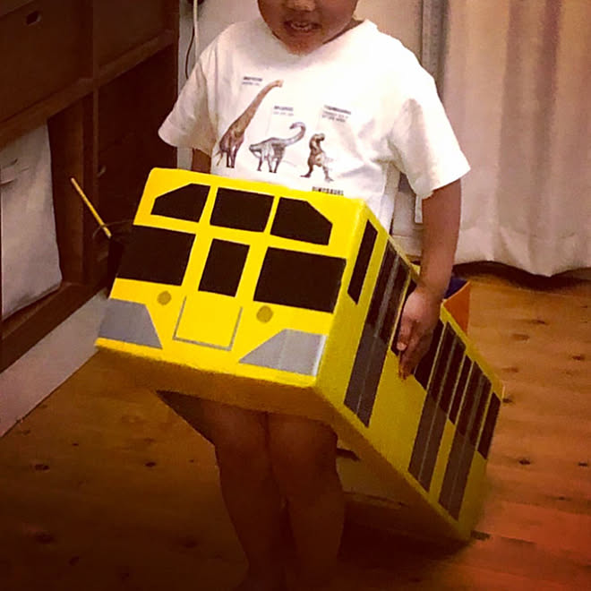 ガムテープ 9000系 電車diy 電車好き息子 おもちゃ箱 などのインテリア実例 21 02 02 21 14 51 Roomclip ルームクリップ