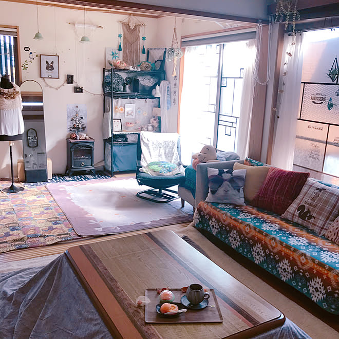 こたつ天板リメイク/こたつ/こたつのある部屋/デコ窓/山善スチールラック...などのインテリア実例 - 2019-11-14 13:27:54