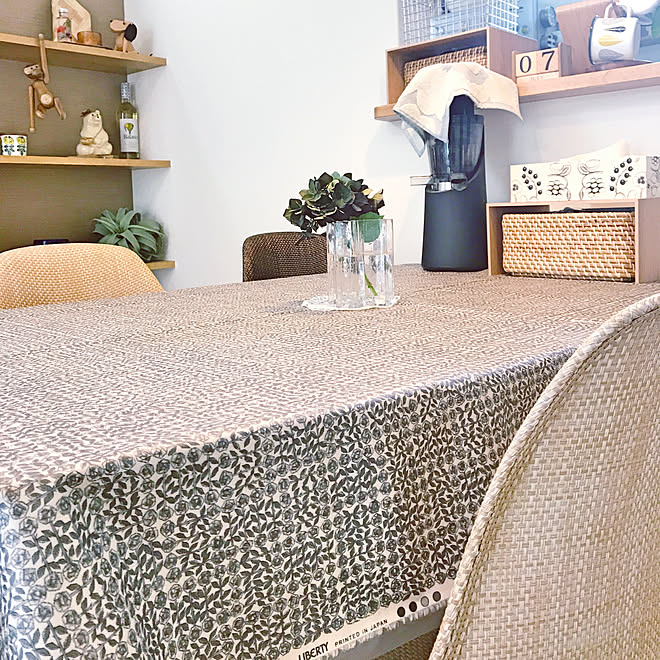 キッチン デコパージュ セリア ホルムガード フラワーベース 無印良品 ラタンボックス などのインテリア実例 18 07 08 07 25 27 Roomclip ルームクリップ