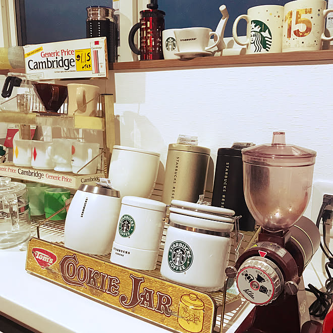 カリタコーヒーミル カリタ パイレックス ファイヤーキング アメリカンヴィンテージ などのインテリア実例 19 05 25 19 51 57 Roomclip ルームクリップ