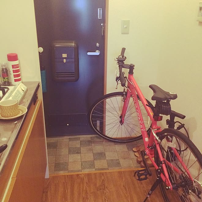 玄関 入り口 自転車 1k 一人暮らしのインテリア実例 15 07 26 15 49 35 Roomclip ルームクリップ