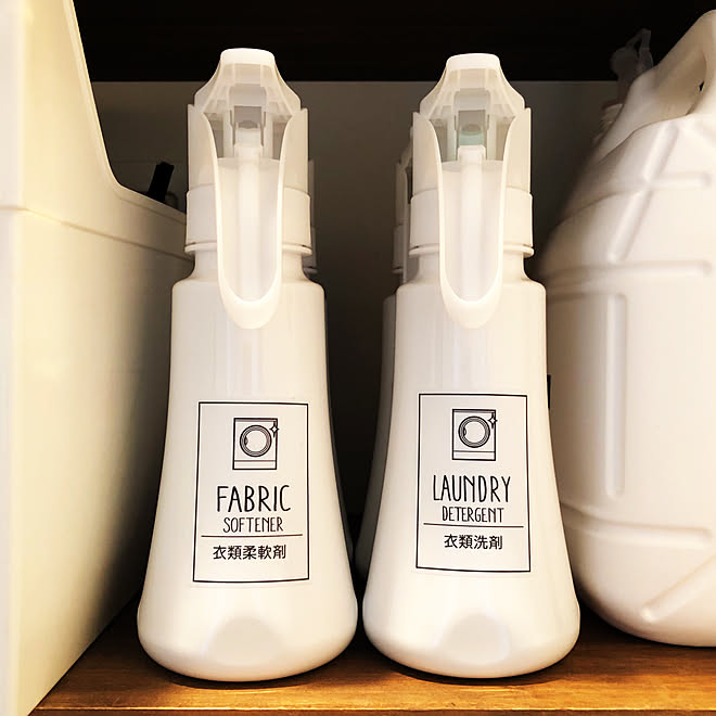 詰め替えボトル 洗濯機周り ランドリー 洗濯洗剤ボトル アタックゼロ などのインテリア実例 01 21 11 46 19 Roomclip ルームクリップ