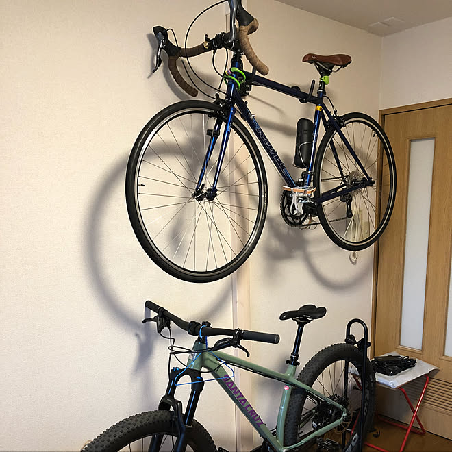 ラブリコ 自転車壁掛け 壁 天井 2 4材 Diyのインテリア実例 18 07 22 21 12 35 Roomclip ルームクリップ