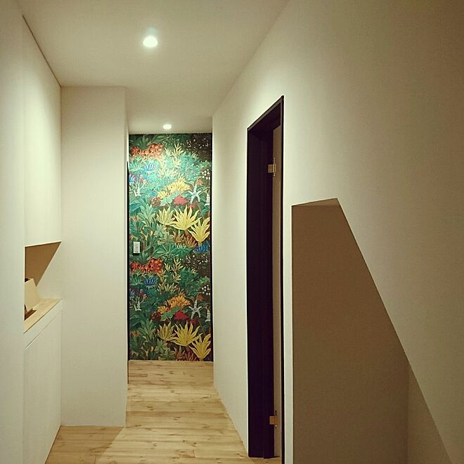 クロス 派手な壁紙 玄関 入り口 漆喰壁のインテリア実例 16 07 22 22 56 49 Roomclip ルームクリップ
