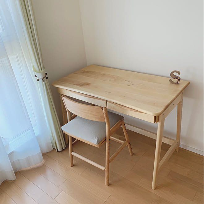 無垢の勉強机 一生紀 キッズルーム 子供部屋 買ってよかったもの などのインテリア実例 22 02 26 23 06 53 Roomclip ルームクリップ