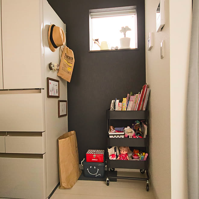 キッチン Ikea ワゴン おもちゃ収納 デッドスペース活用のインテリア実例 19 09 13 08 34 11 Roomclip ルームクリップ キッチン Ikea ワゴン おもちゃ収納 デッドスペース活用のインテリア実例 19 09 13 08 34 11 Roomclip ルームクリップ