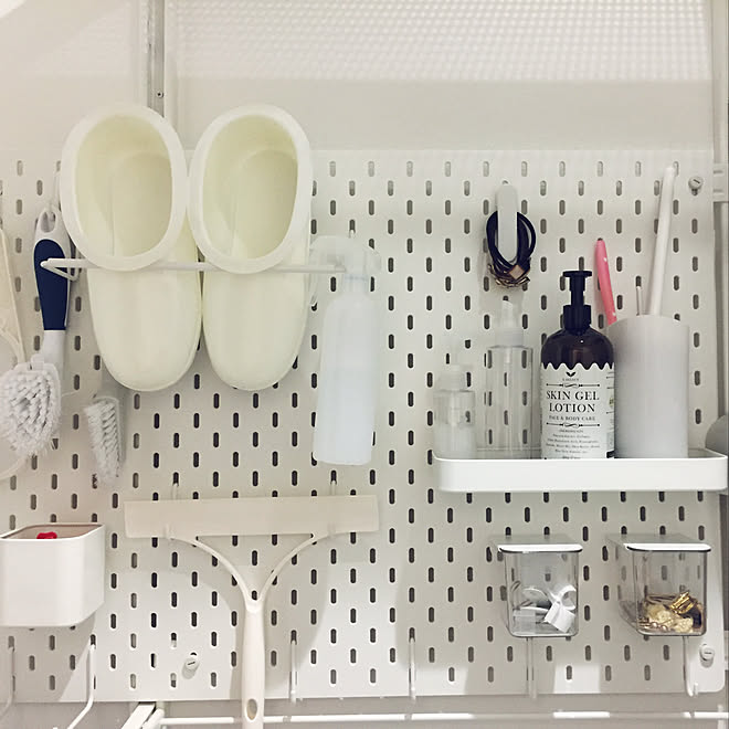 スコーディス ペグボード 洗濯機まわりの収納 Ikea 脱衣所収納棚 Algot などのインテリア実例 19 10 22 13 56 Roomclip ルームクリップ