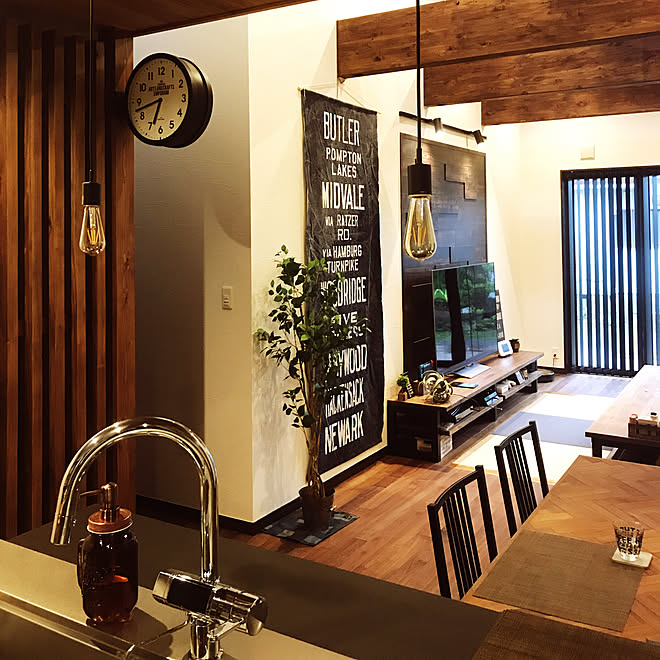 部屋全体/トリムの水/いいね、フォロー本当に感謝です♡/漆喰壁/フェイクグリーン...などのインテリア実例 - 2018-07-06 18:46:49