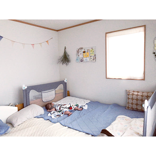 ベビースペース 赤ちゃんの寝室 ポストカード ドライフラワー ニトリnクール などのインテリア実例 06 25 09 35 45 Roomclip ルームクリップ