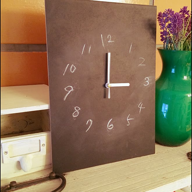 リビング 黒板風 時計 ブラックボードdiy Diy 100均 などのインテリア実例 14 12 09 15 09 46 Roomclip ルームクリップ