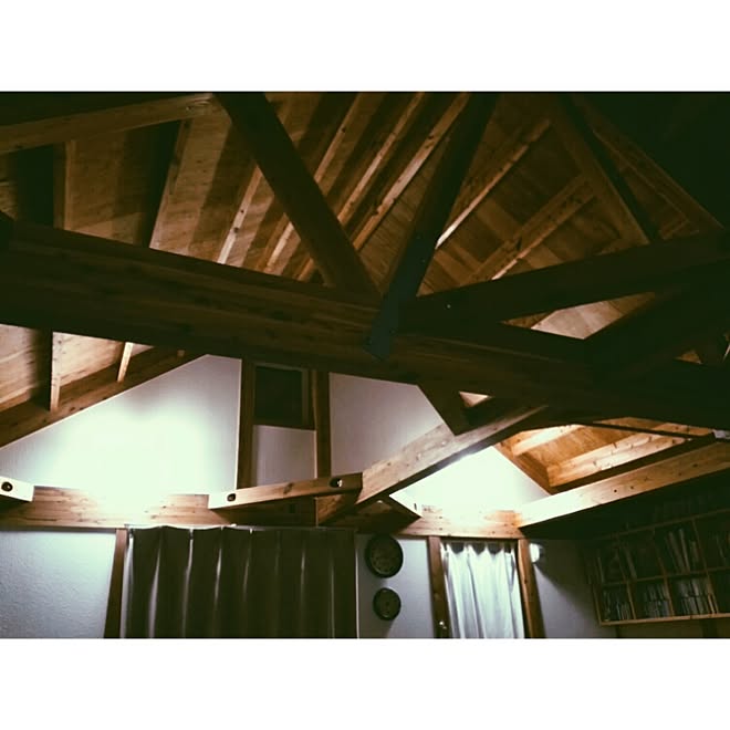 リビング 三角屋根 北海道産木材 日本家屋 木 などのインテリア実例 16 02 08 22 44 57 Roomclip ルームクリップ