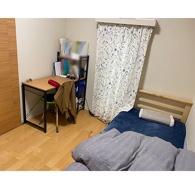 ニトリの机 ニトリのベッド ニトリのカーテン 子供部屋 キッズスペース マンション暮らし などのインテリア実例 02 18 22 57 31 Roomclip ルームクリップ
