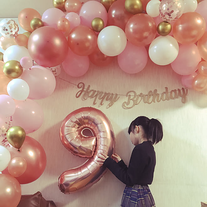 ピンク Seria 風船ディスプレイ ウォールデコ 誕生日飾り付け などのインテリア実例 22 02 23 12 14 01 Roomclip ルームクリップ