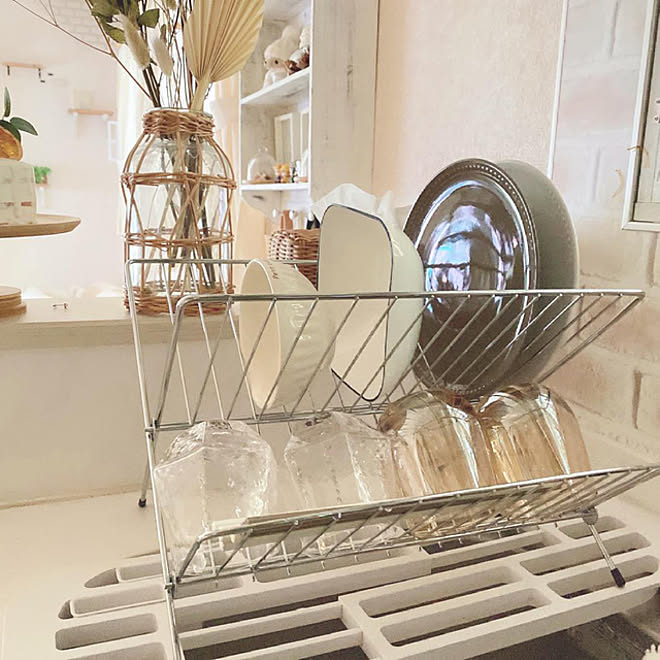 折りたたみ水切りラック 3coins インテリア変更中 ベージュインテリアに憧れる ズボラ主婦 などのインテリア実例 21 05 21 08 15 25 Roomclip ルームクリップ