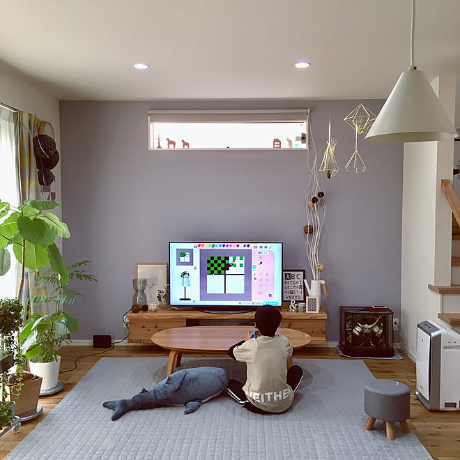 ブルーグレー アクセントクロス Ikea かぶと飾り ペンダントライト などのインテリア実例 04 29 35 23 Roomclip ルームクリップ
