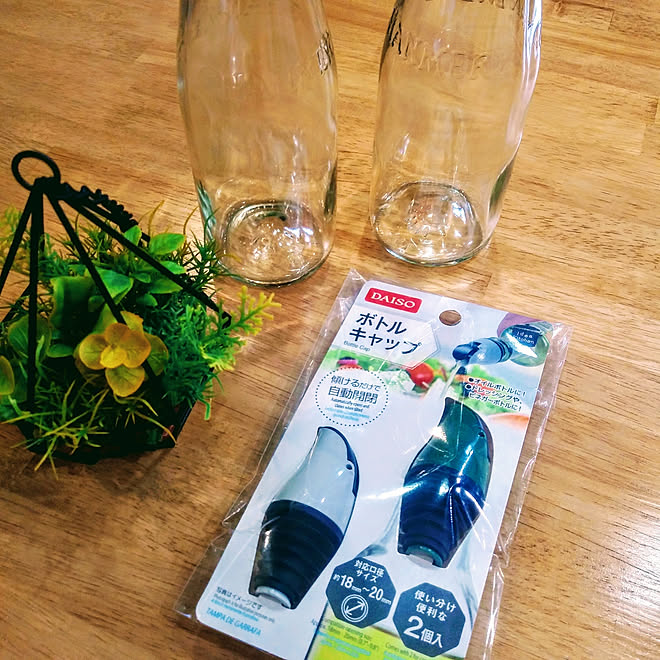 キッチン 100均 ダイソー ボトルキャップ ガラスビン などのインテリア実例 01 28 10 56 44 Roomclip ルームクリップ キッチン 100均 ダイソー ボトルキャップ ガラスビン などのインテリア実例 01 28 10 56 44 Roomclip ルームクリップ