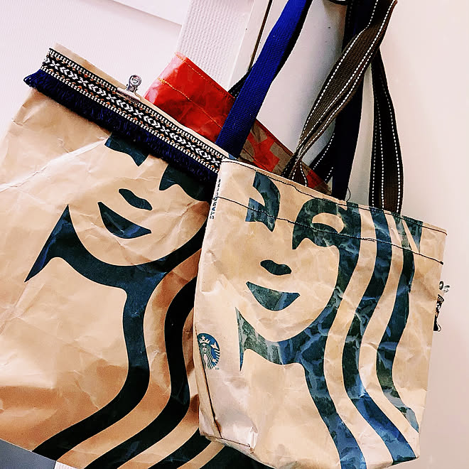 紙袋リメイク Starbucks Coffee ハンドメイド 玄関 入り口のインテリア実例 21 01 09 15 51 45 Roomclip ルームクリップ 紙袋リメイク Starbucks Coffee ハンドメイド 玄関 入り口のインテリア実例 21 01 09 15 51 45 Roomclip ルームクリップ