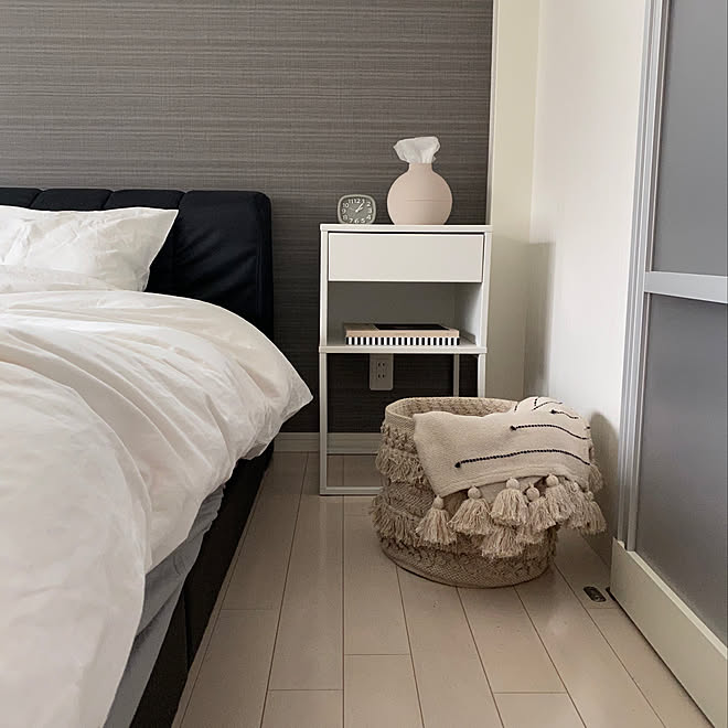 寝室インテリア 寝室 ダイソー 北欧インテリア 海外インテリア などのインテリア実例 05 17 02 13 30 Roomclip ルームクリップ