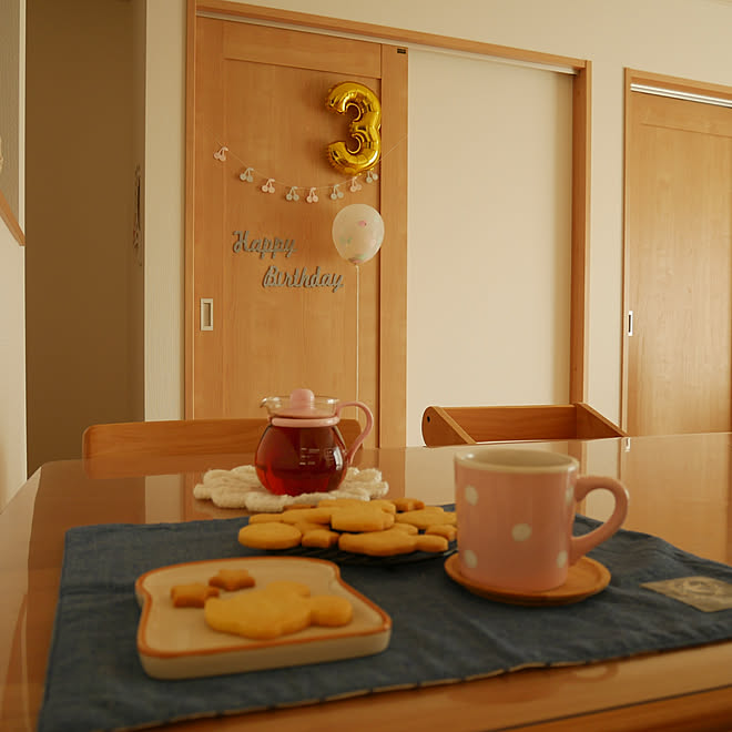 部屋全体/おうちカフェ/クッキー/ガーランド/誕生日飾り付け&hellip;などのインテリア実例 20180724 170448