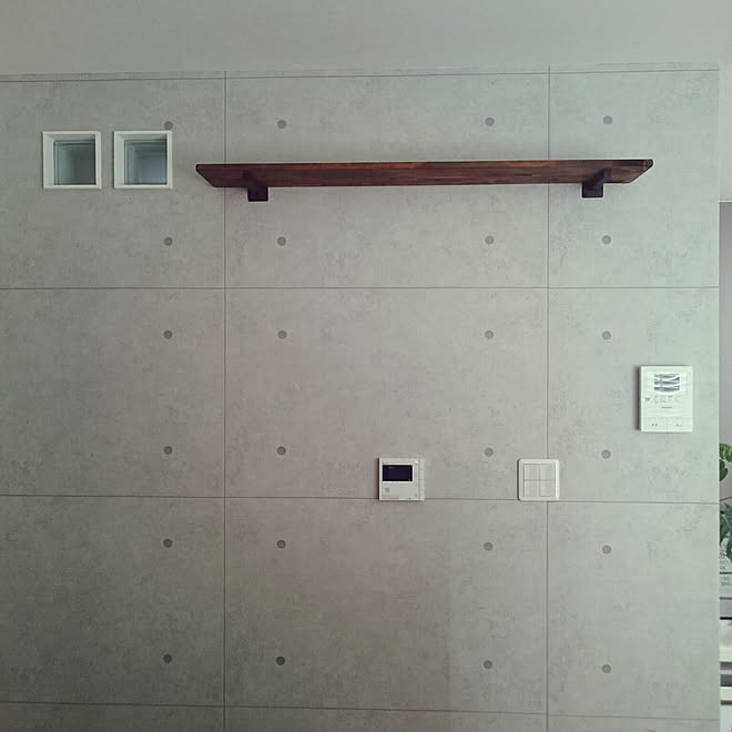 壁 天井 壁紙 アイアン コンクリート打ちっぱなし風 Diy などのインテリア実例 19 01 12 11 49 48 Roomclip ルームクリップ