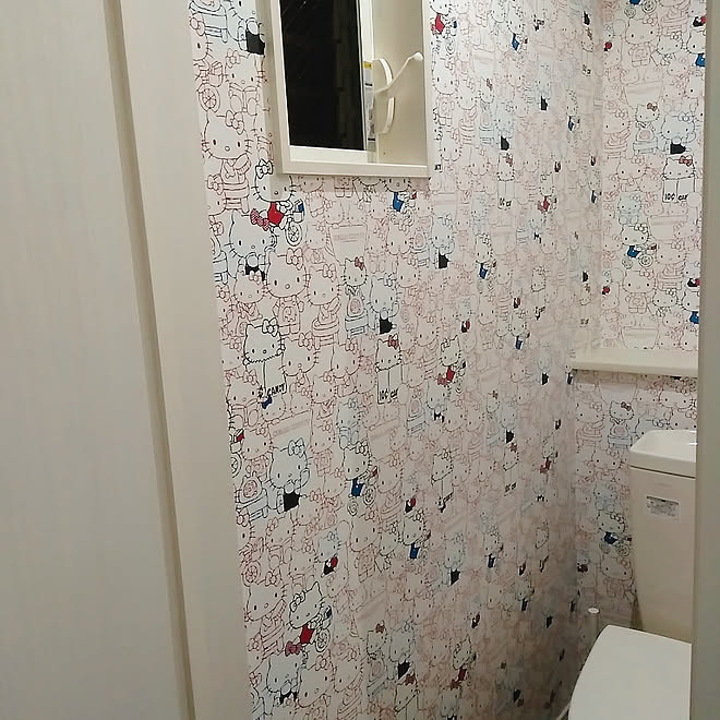 バス トイレ キティちゃん 2階のトイレ初公開 のインテリア実例 18 11 26 56 28 Roomclip ルームクリップ