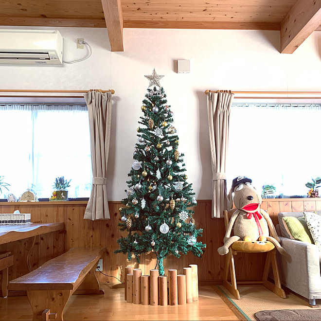 ニトリ クリスマス クリスマスツリー 210cm 足元隠し などのインテリア実例 19 11 21 21 25 10 Roomclip ルームクリップ ニトリ クリスマス クリスマスツリー 210cm 足元隠し などのインテリア実例 19 11 21 21 25 10 Roomclip ルームクリップ