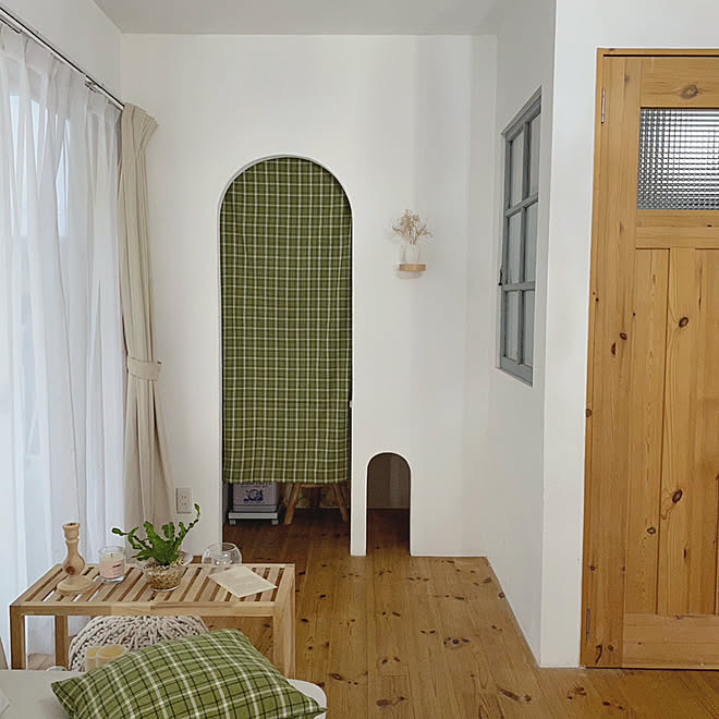 内窓 Salut サリュ ミンシェルフ Francfranc などのインテリア実例 10 31 08 05 30 Roomclip ルームクリップ