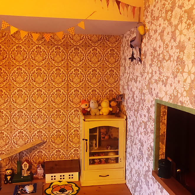 ムーミン 壁紙 昭和インテリア 賃貸でも楽しく カラフル などのインテリア実例 22 07 07 32 54 Roomclip ルームクリップ ムーミン 壁紙 昭和インテリア 賃貸でも楽しく カラフル などのインテリア実例 22 07 07 32 54 Roomclip ルームクリップ