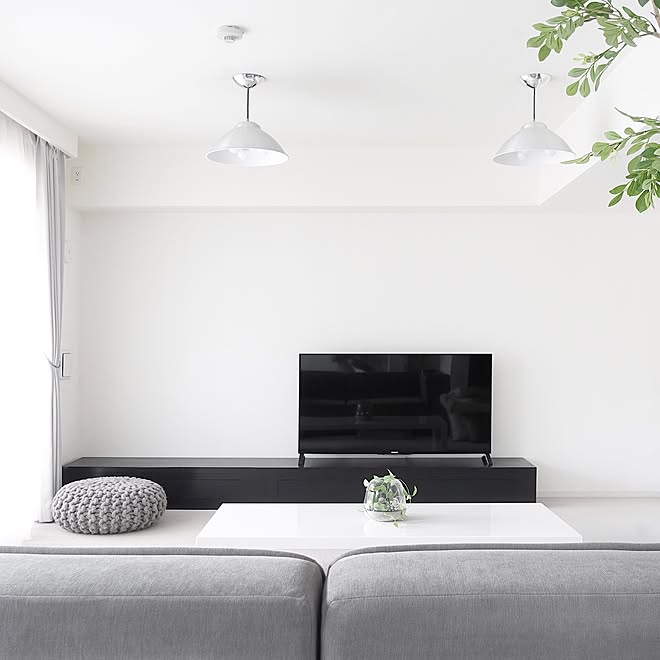 部屋全体 ミニマリスト テレビ周り テレビ台 テレビボード などのインテリア実例 17 05 06 16 26 28 Roomclip ルームクリップ 部屋全体 ミニマリスト テレビ周り テレビ台 テレビボード などのインテリア実例 17 05 06 16 26 28 Roomclip ルームクリップ