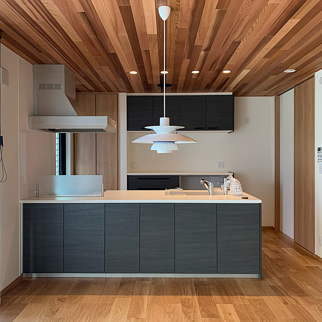 トクラス ベリーキッチン トクラスベリー トクラスキッチン トクラス ルイスポールセン照明 などのインテリア実例 01 17 16 16 29 Roomclip ルームクリップ