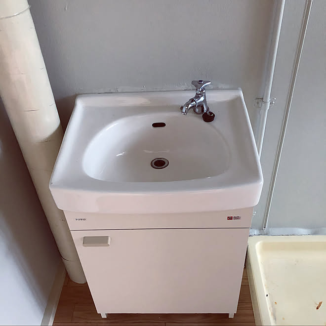 鏡無いことにショック/団地住まい/これから少しずつ自分好みに/Theシンプル/部屋全体のインテリア実例 - 2019-11-24 05:16:38
