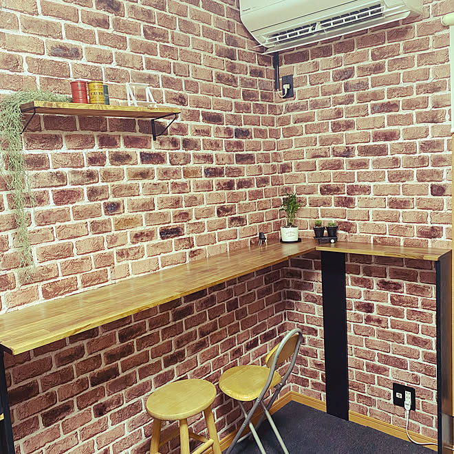 レンガ風壁紙 リメイクシート 子ども部屋 Diy カウンターテーブル などのインテリア実例 21 08 29 35 08 Roomclip ルームクリップ