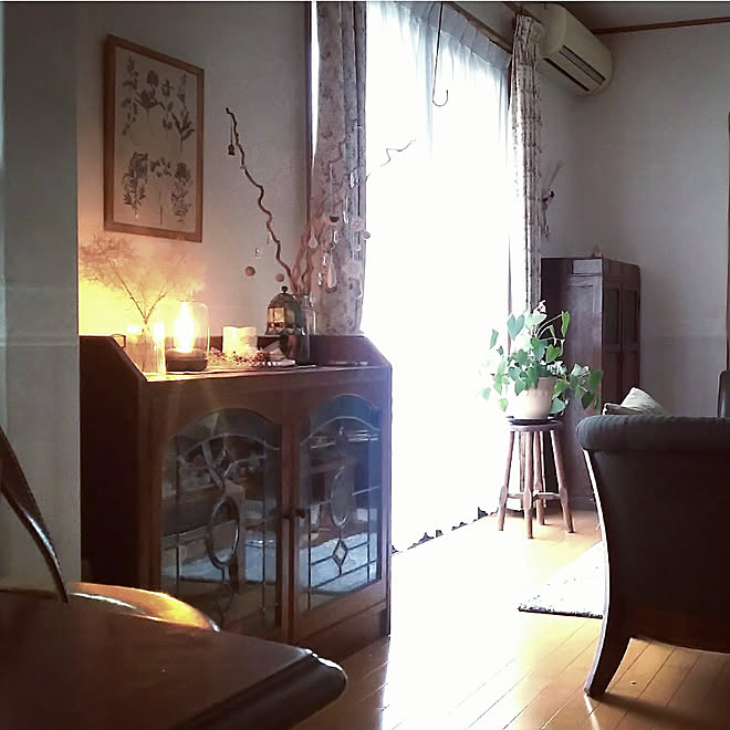 木のぬくもり 灯りのある暮らし 静かな時間 古いもの セリア などのインテリア実例 01 06 16 55 14 Roomclip ルームクリップ