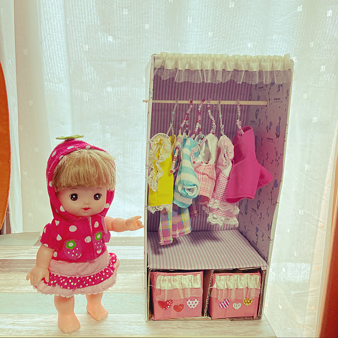 壁紙シート100均 ダイソー 子供と暮らす ダンボールリメイク ハンドメイド などのインテリア実例 07 10 10 41 45 Roomclip ルームクリップ 壁紙シート100均 ダイソー 子供と暮らす ダンボールリメイク ハンドメイド などのインテリア実例 07 10 10 41 45 Roomclip ルームクリップ