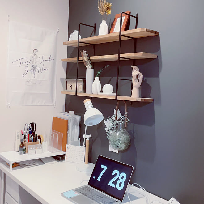 韓国インテリアに憧れる 天使なんかじゃない 矢沢あい スリコ スリコ購入品 机周り などのインテリア実例 22 01 30 23 06 19 Roomclip ルームクリップ