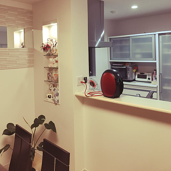 キッチン バリスタアイ エコカラットと鏡 観葉植物 照明 などのインテリア実例 17 08 08 23 56 50 Roomclip ルームクリップ