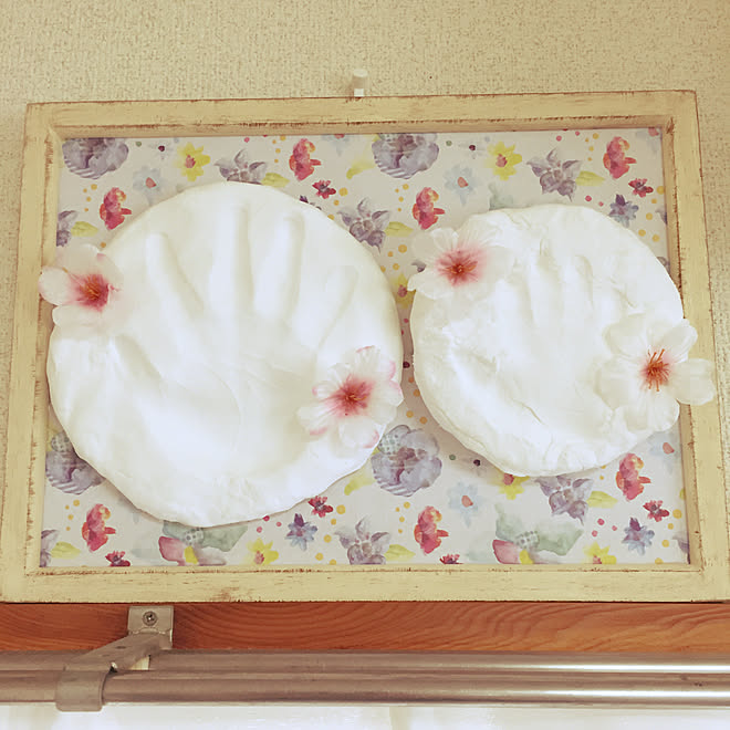 壁 天井 フォトフレームリメイク 手形 子供の手形 千代紙 などのインテリア実例 18 04 07 15 22 46 Roomclip ルームクリップ